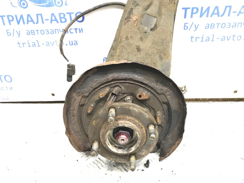 Рычаг задней подвески продольный левый Lancer 2003-2009 9 1.6 бензин 4G18