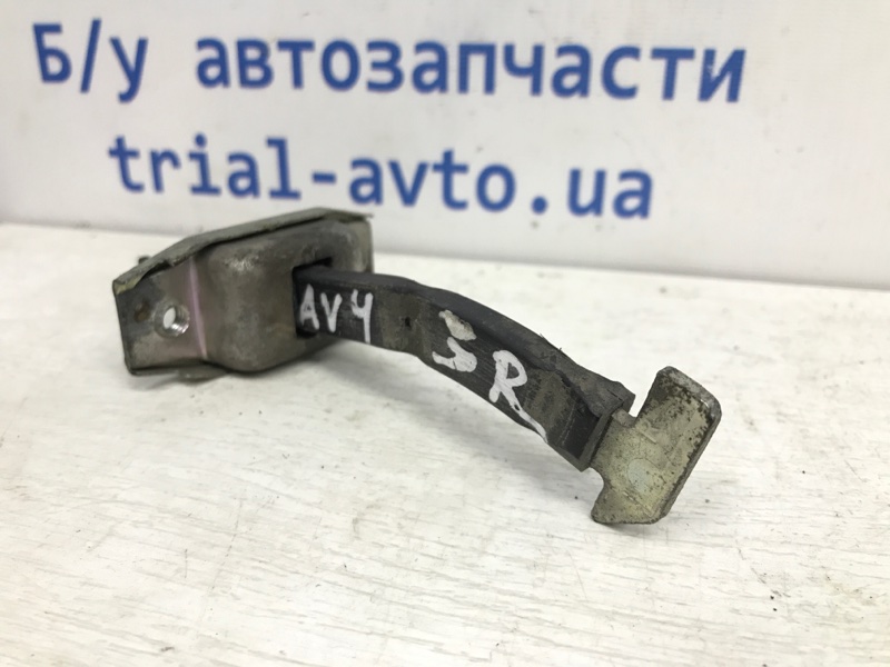 Ограничитель двери задний правый Toyota RAV 4 A30 2.2 diesel 2ADFTV