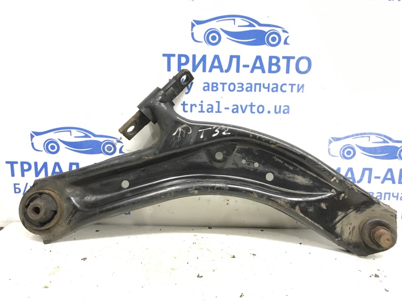 Рычаг правый Nissan X-Trail 2014-2021 T32 1.6 diesel R9M 545004CA0A Б/У