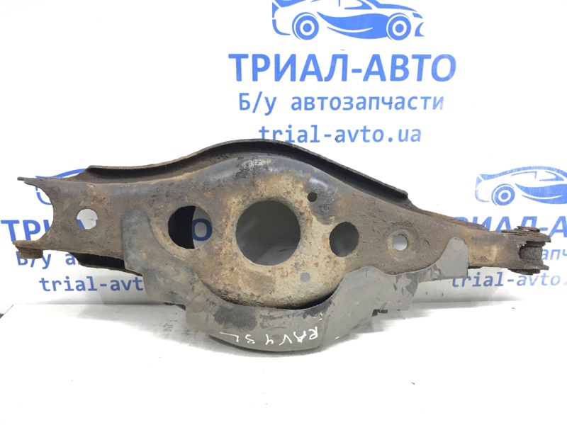 Рычаг задней подвески нижний поперечный (под пружину) Toyota RAV 4 2005-2012 A30 2.2 diesel 2ADFTV 4874042010 Б/У