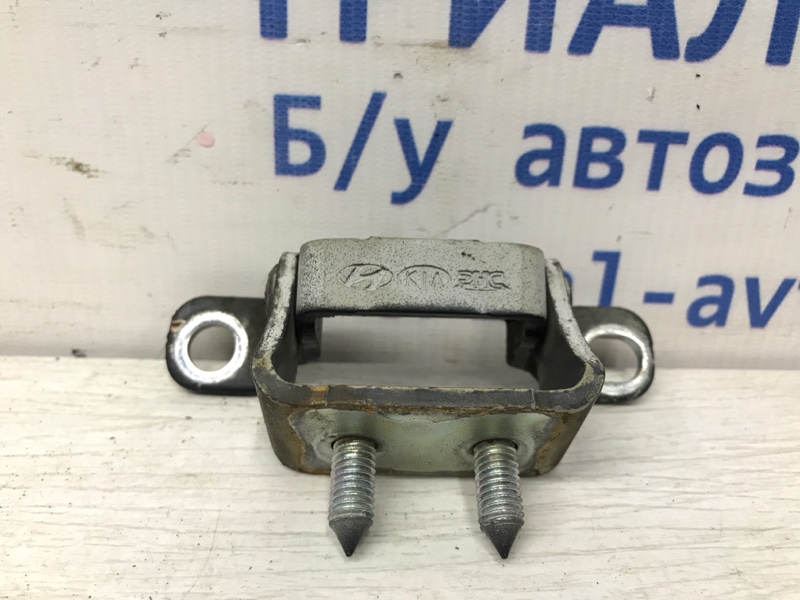 Петля крышки багажника Sorento 2002-2009 BL 2.5 diesel D4CB МКПП