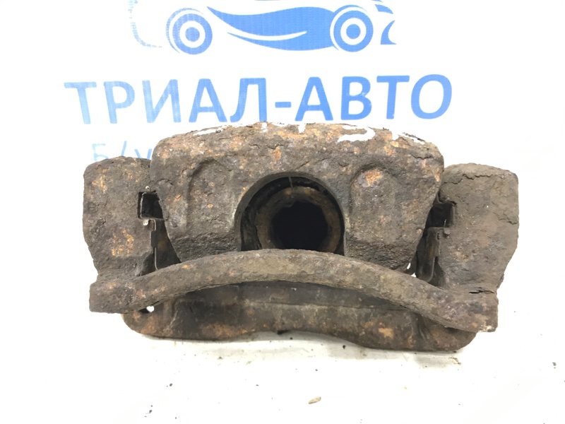 Суппорт задний правый Sorento 2002-2009 BL 2.5 diesel D4CB МКПП