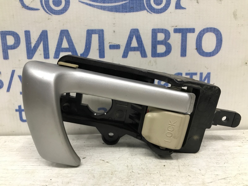 Ручка двери внутренняя правая Hyundai Santa fe 2005-2012 CM 2.7 бензин G6EA 83621-2B000-J4 Б/У