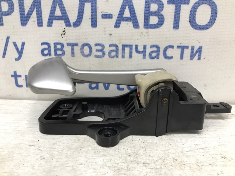 Ручка двери внутренняя правая Santa fe 2005-2012 CM 2.7 бензин G6EA