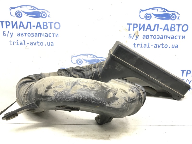 Воздухозаборник Hyundai Santa fe 2005-2012 CM 2.7 бензин G6EA 282102B000 Б/У