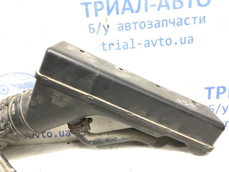 Воздухозаборник Santa fe 2005-2012 CM 2.7 бензин G6EA