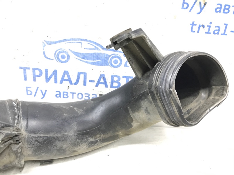 Воздухозаборник Santa fe 2005-2012 CM 2.7 бензин G6EA
