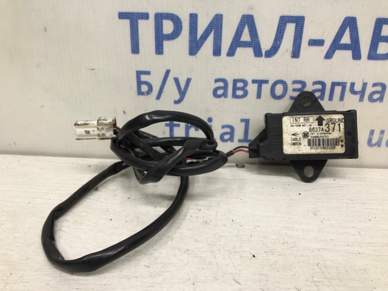 Блок управления Mitsubishi Outlander 2007-2012 XL 2.4 бензин 4b12 8637A371 Б/У