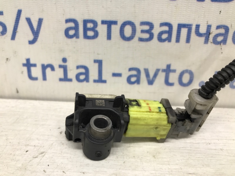 Датчик удара (AIRBAG) Mitsubishi ASX 2010- GA 1.8 Diesel 4N13 8651A116 Б/У