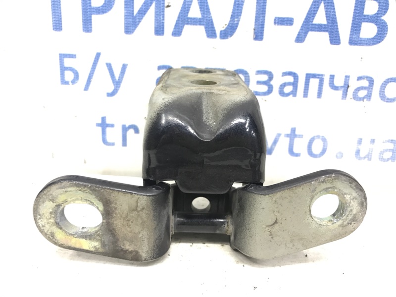 Петля двери передней правой Santa fe 2005-2012 CM 2.7 бензин G6EA