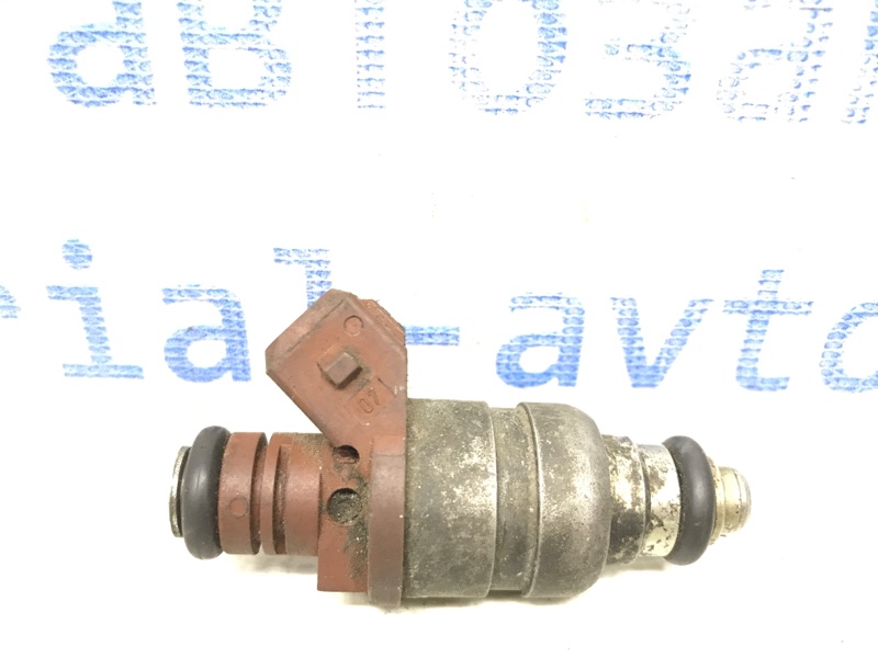 Форсунка топливная Chevrolet Lacetti 2004-2013 J200 1.8 96332261 Б/У