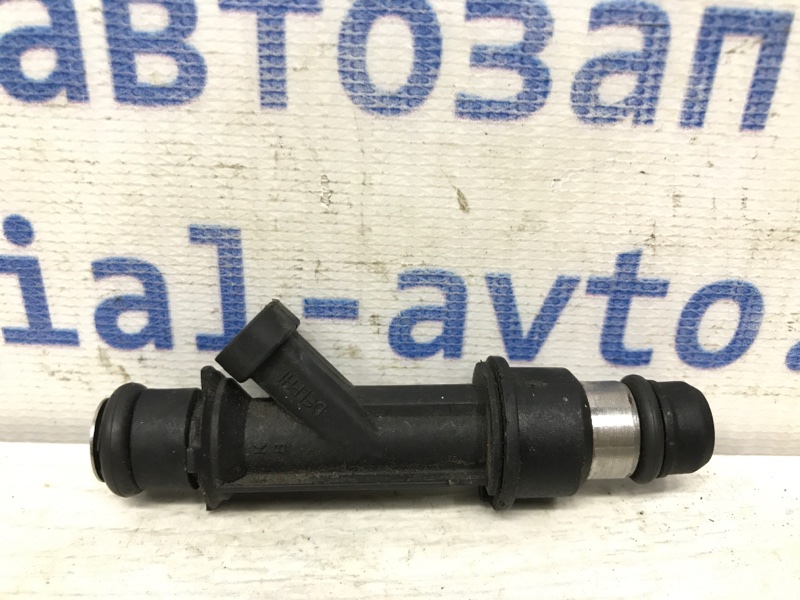 Форсунка топливная Chevrolet Aveo 2007-2011 T250 1.5 25332290 Б/У