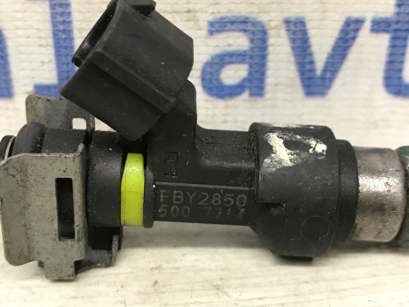 Форсунка топливная Nissan Qashqai J10 2.0 Бензин MR20DE Форсунка топливная Nissan Qashqai J10 2.0 Бензин MR20DE