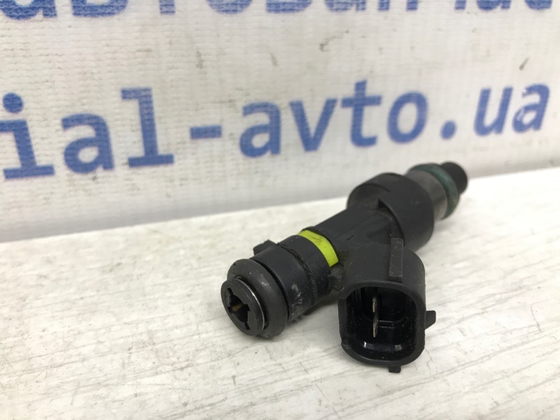 Форсунка топливная Nissan Qashqai J10 2.0 Бензин MR20DE Форсунка топливная Nissan Qashqai J10 2.0 Бензин MR20DE