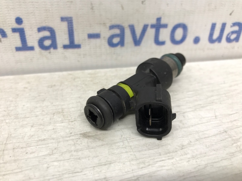 Форсунка топливная Nissan Qashqai J10 2.0 Бензин MR20DE Форсунка топливная Nissan Qashqai J10 2.0 Бензин MR20DE