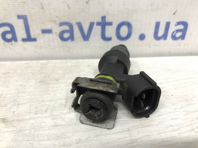 Форсунка топливная Nissan Qashqai J10 2.0 Бензин MR20DE