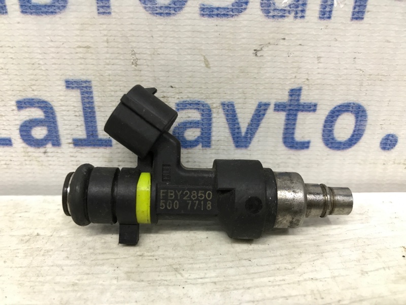 Форсунка топливная Nissan Qashqai 2006-2013 J10 2.0 Бензин MR20DE 16600EN200 Б/У