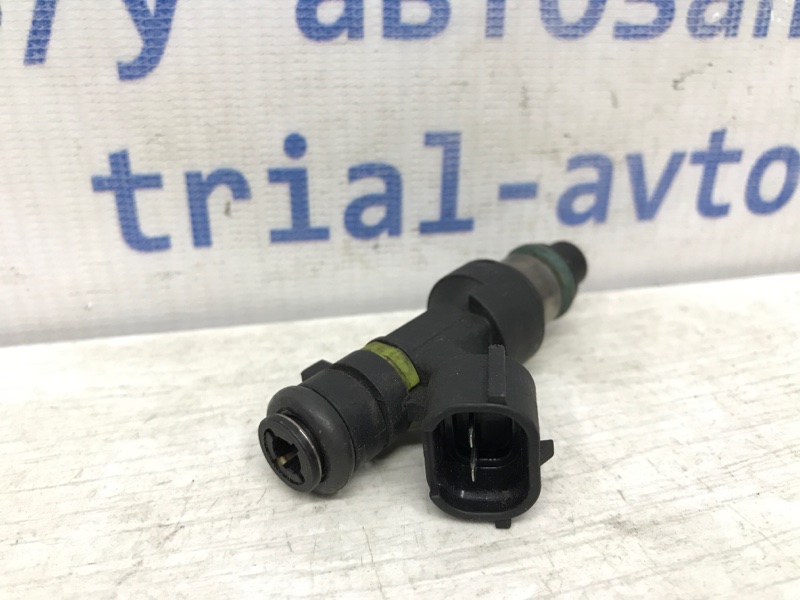 Форсунка топливная Nissan Qashqai J10 2.0 Бензин MR20DE