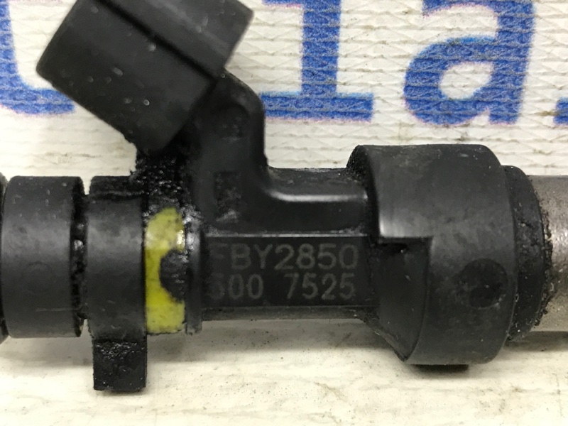 Форсунка топливная Qashqai 2006-2013 J10 2.0 Бензин MR20DE