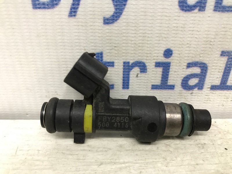 Форсунка топливная Nissan Qashqai 2006-2013 J10 2.0 16600EN200 Б/У