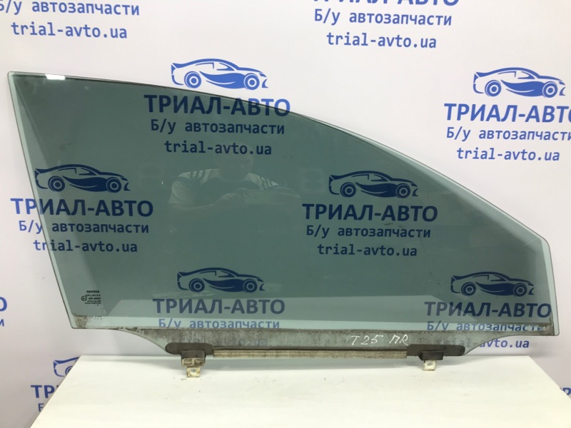 Стекло двери переднее правое Toyota Avensis 2003-2009 T25 1.8 бензин 1ZZFE 68101-05030 Б/У