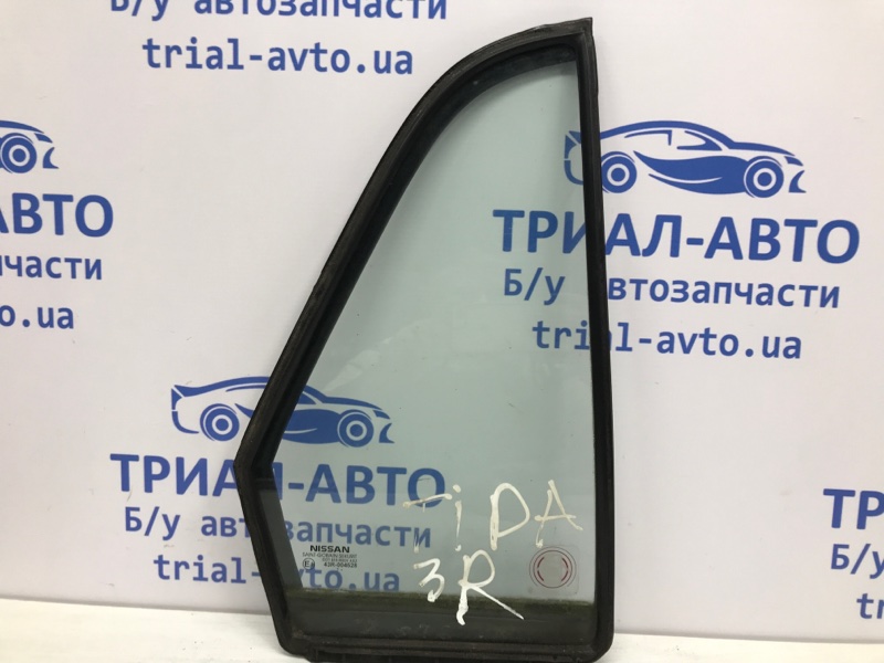 Стекло двери задней правой (форточка) Nissan Tiida 2004-2014 C11 1.6 Бензин HR16 МКПП 82262EL400 Б/У