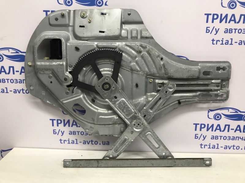 Стеклоподъемник передний левый Tucson 2004-2009 JM 2.0 diesel D4EA