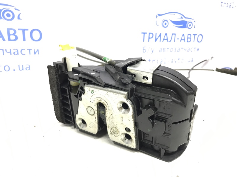 Замок двери передний правый Juke 2010-2019 F15 1.6 turbo MR16DDT