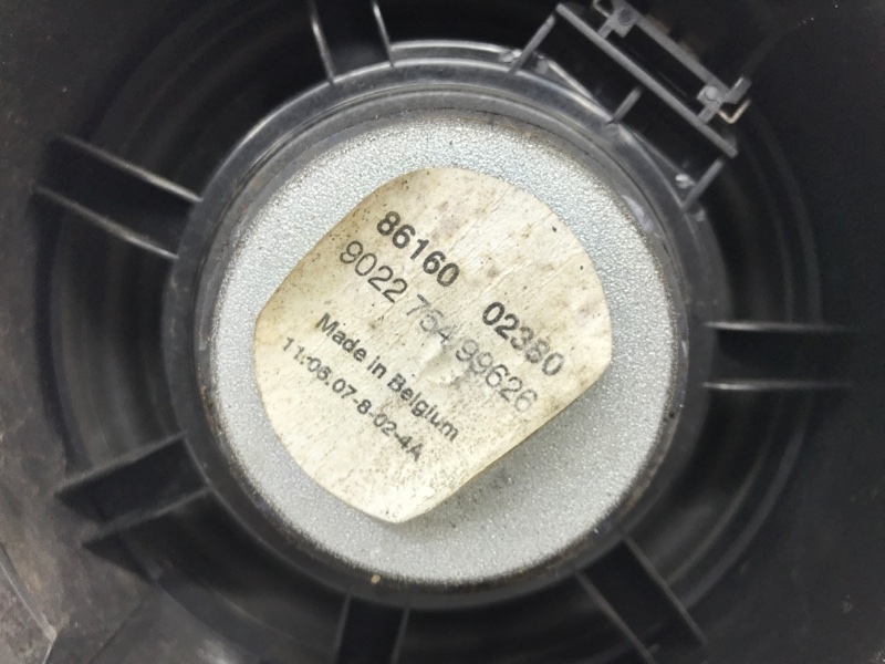 Динамик музыкальный задний Toyota Avensis T25 1.8 бензин 1ZZFE Динамик музыкальный задний Toyota Avensis T25 1.8 бензин 1ZZFE