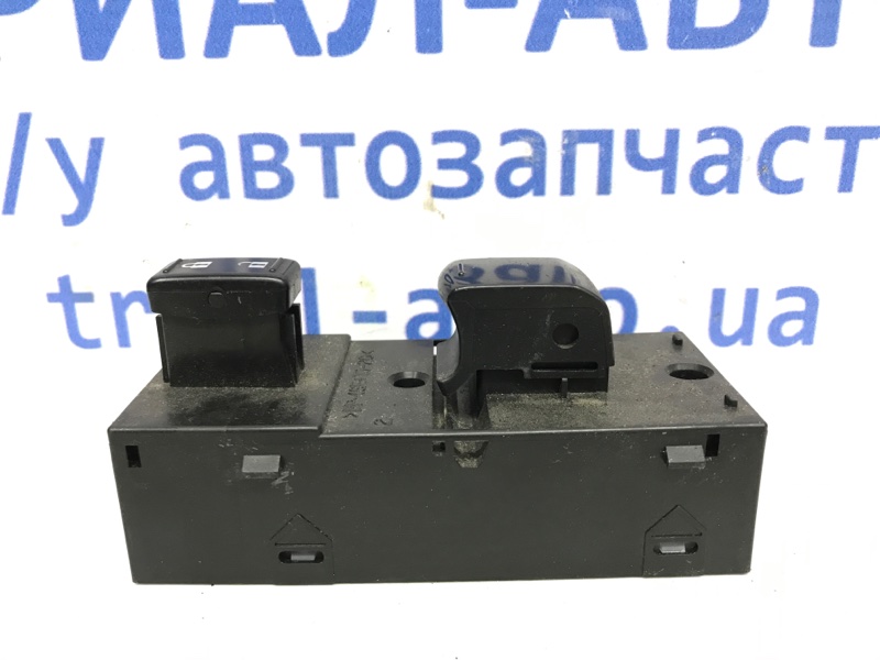 Кнопка стеклоподъемника передняя Nissan Tiida 2004-2014 C11 1.6 Бензин HR16 МКПП 25411EL30A Б/У
