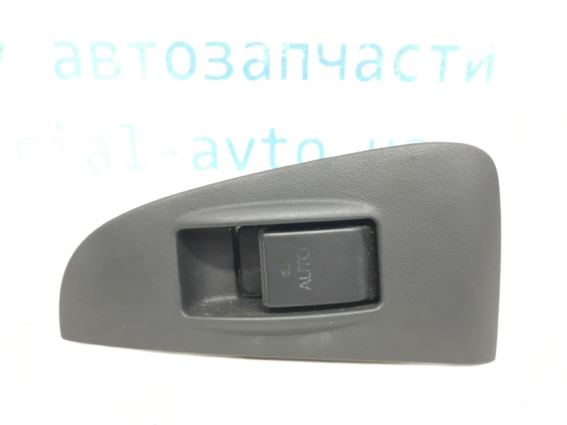 Кнопка стеклоподъемника Avensis 2003-2009 T25 1.8 бензин 1ZZFE