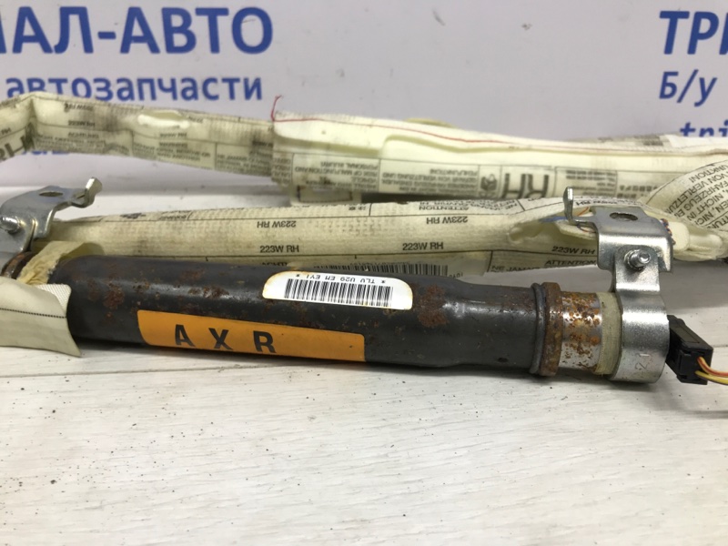 Airbag потолка(шторка) правый Toyota Avensis T25 1.8 бензин 1ZZFE