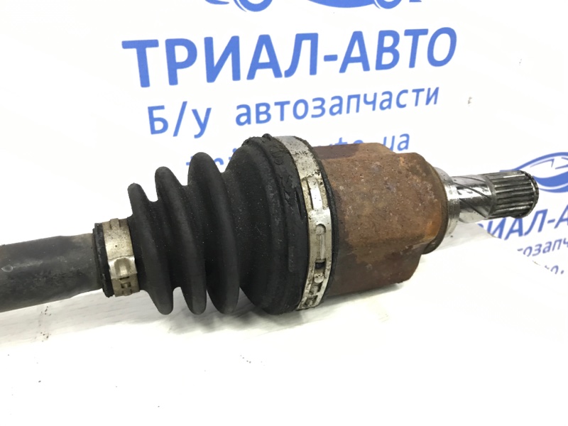 Привод передний правый МКПП Tiida 2004-2014 C11 1.6 Бензин HR16 МКПП