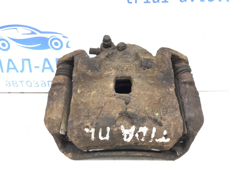 Суппорт передний левый Nissan Tiida 2004-2014 C11 1.6 Бензин HR16 МКПП 41011EM10A Б/У