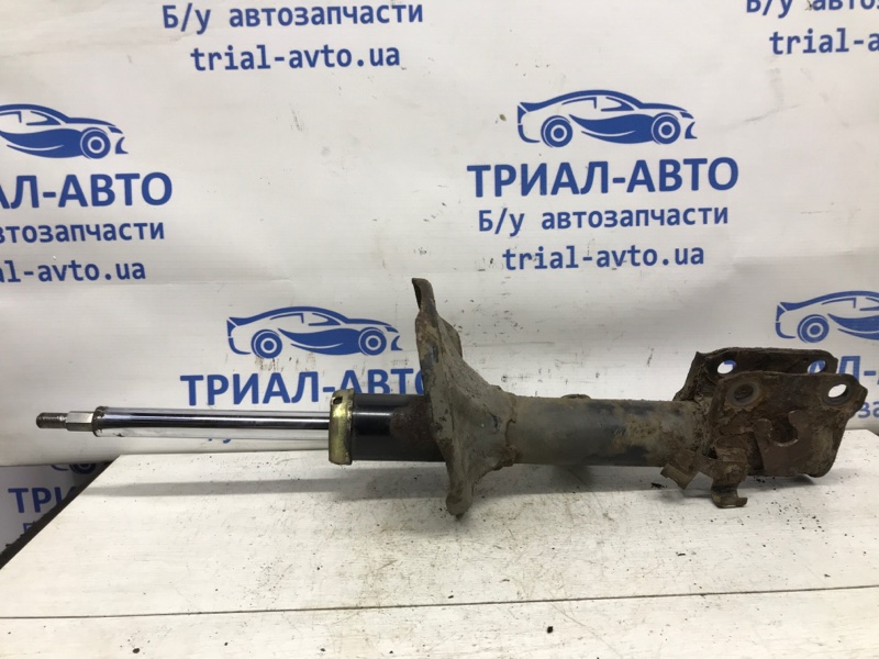 Амортизатор передний правый Hyundai Tucson 2004-2009 JM 2.0 diesel D4EA 546612E500 Б/У