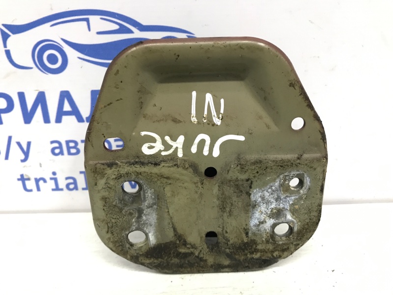 Кронштейн усилителя заднего бампера правый Nissan Juke F15 1.6 turbo MR16DDT