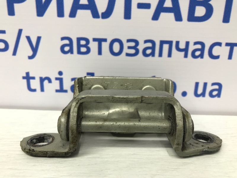 Петля двери задней левой Tiida 2004-2014 C11 1.6 Бензин HR16 МКПП