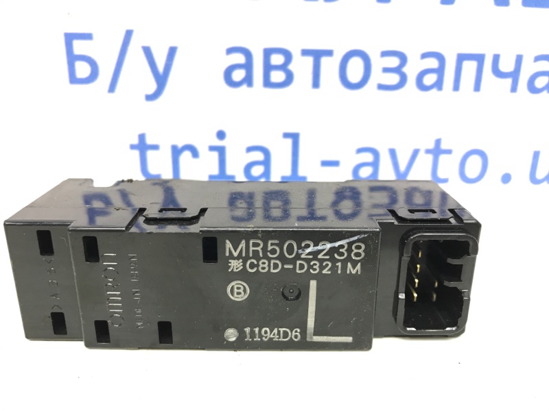 Кнопка стеклоподъемника Mitsubishi Outlander CU 2.4 бензин 4G69