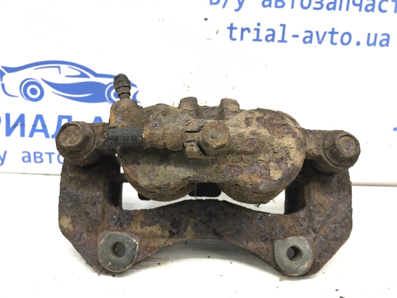 Суппорт передний левый Mitsubishi Outlander CU 2.4 бензин 4G69 Суппорт передний левый Mitsubishi Outlander CU 2.4 бензин 4G69