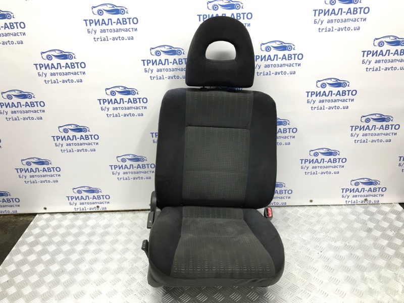 Сиденье переднее правое Mitsubishi Pajero Sport 1996-2008 K9 2.5 Diesel 4D56 МКПП MR651149 Б/У