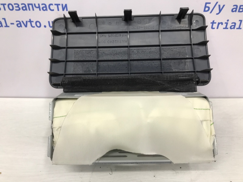 Подушка безопасности в торпеду Pajero Sport 1996-2008 K9 2.5 Diesel 4D56