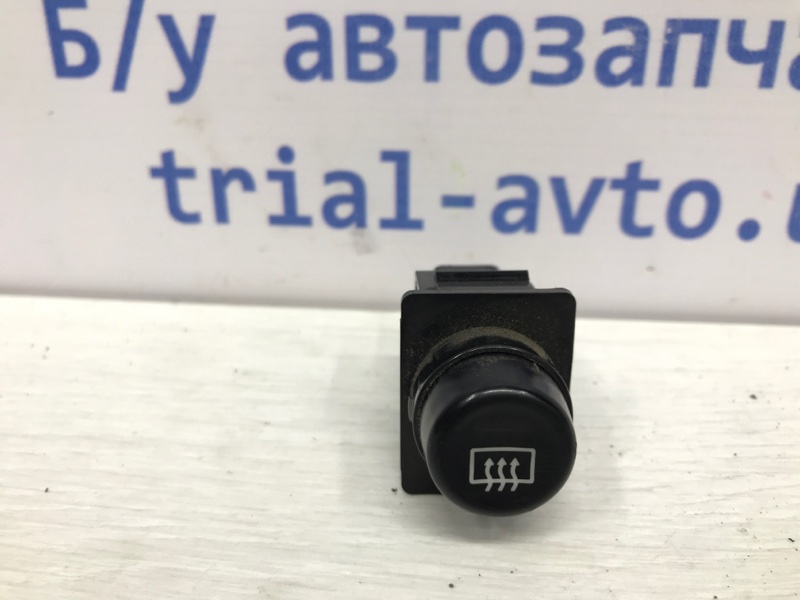 Кнопка подогрева Mitsubishi Pajero Sport 1996-2008 K9 2.5 Diesel 4D56 МКПП MR240714 Б/У