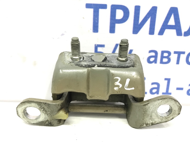 Петля двери задней левой Nissan Qashqai 2006-2013 J10 2.0 Бензин MR20DE 82401AV630 Б/У