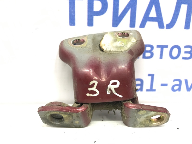 Петля двери задней правой Mitsubishi Pajero Sport 1996-2008 K9 2.5 Diesel 4D56 МКПП MB546472 Б/У