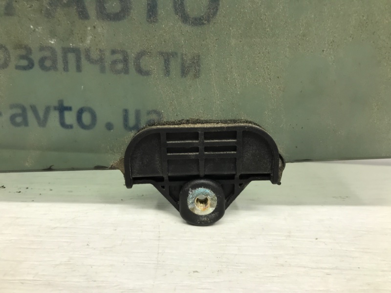 Стекло двери заднее левое Sportage 2010-2016 SL 1.7 diesel D4FD