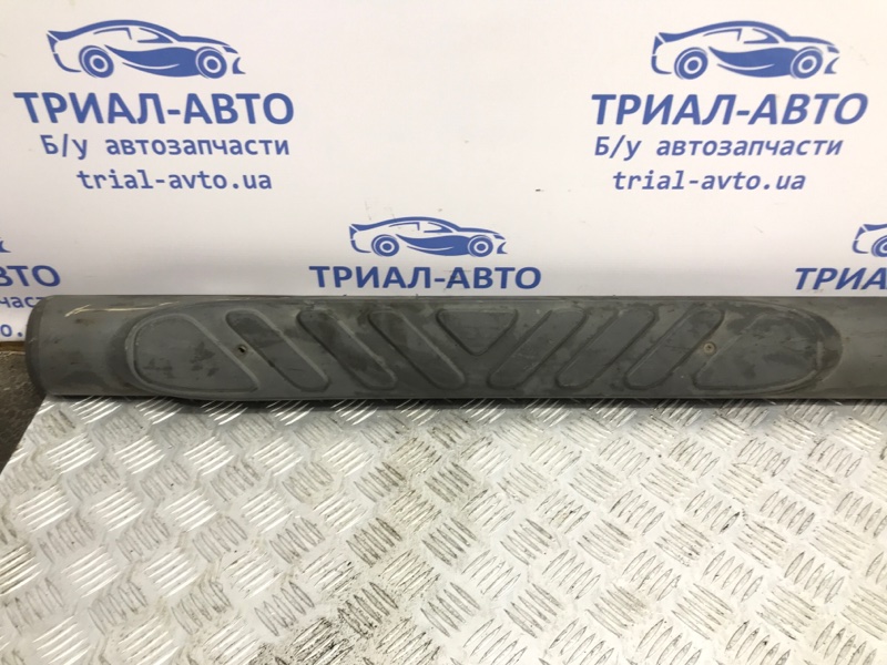 Подножка левая Navara 2005-2015 D40 2.5 Diesel YD25DDTI