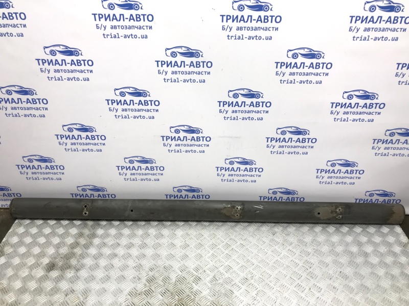 Подножка левая Navara 2005-2015 D40 2.5 Diesel YD25DDTI