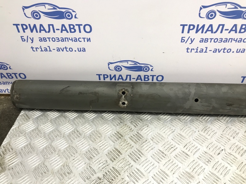 Подножка левая Navara 2005-2015 D40 2.5 Diesel YD25DDTI