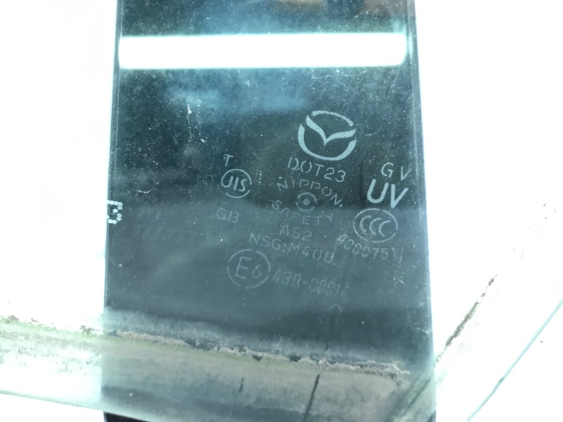 Стекло двери переднее левое Mazda CX 5 KE 2.2 diesel