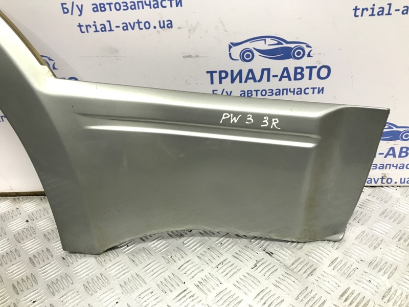 Накладка двери задняя правая Mitsubishi Pajero Wagon 3 3.2 Дизель 4M41